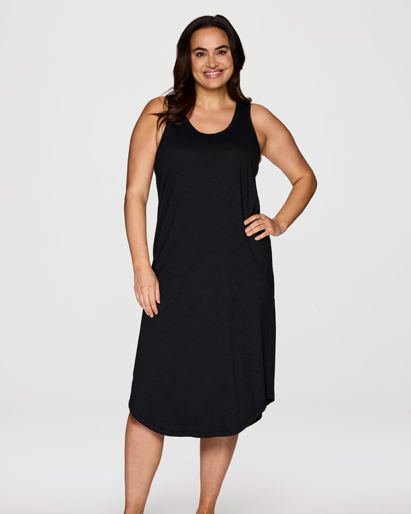 Front of a model wearing a size 3X Plus Weekender Midi Tank Dress in Black by RBX Active. | dia_product_style_image_id:348056